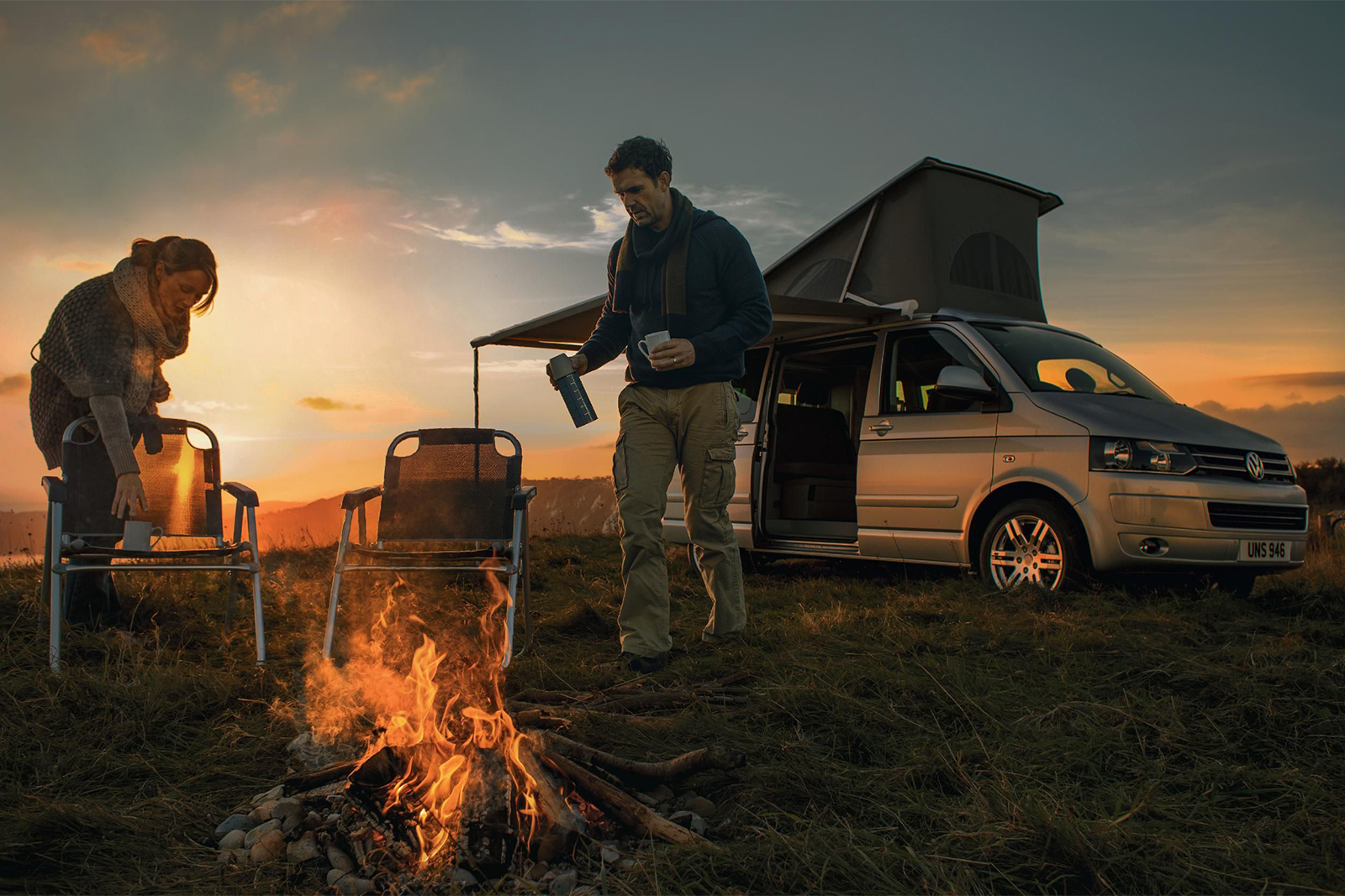 AUTO & TRAVEL